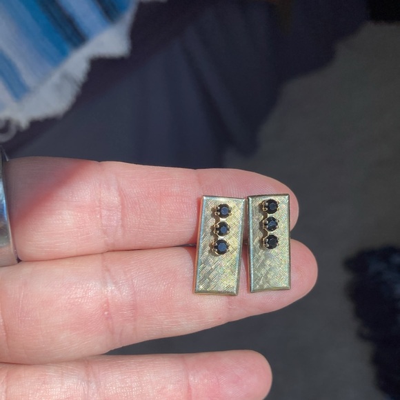 Gold cuff links with black rhinestones - Picture 2 of 5